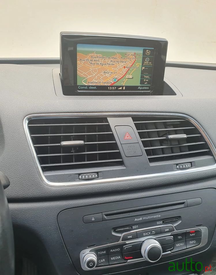 2013' Audi Q3 2.0 Tdi photo #3