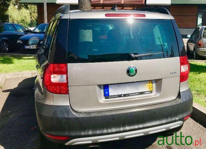 2011' Skoda Yeti 1.2 Tsi Experience photo #1