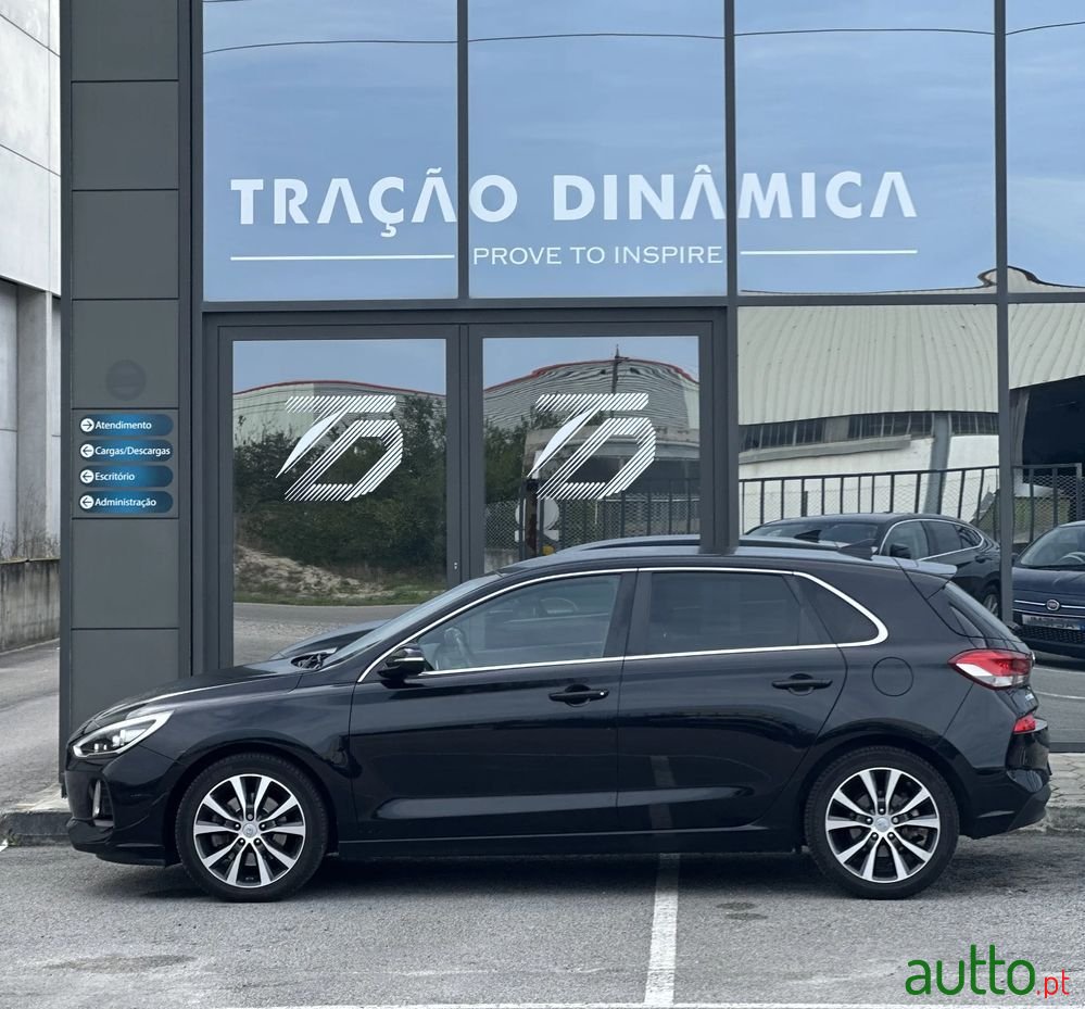 2017' Hyundai i30 1.0 T-Gdi Style+Navi photo #3