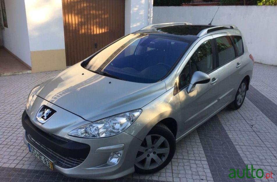 2009' Peugeot 308 Sw photo #2