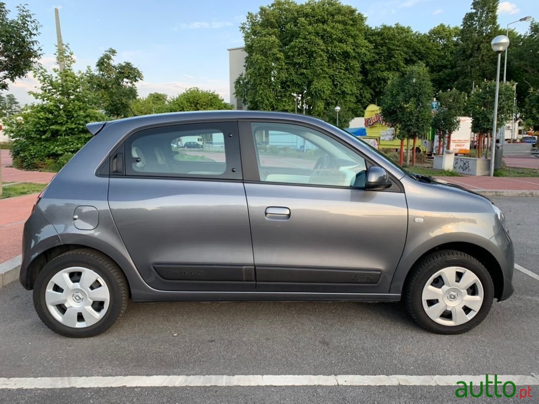 2016' Renault Twingo photo #6