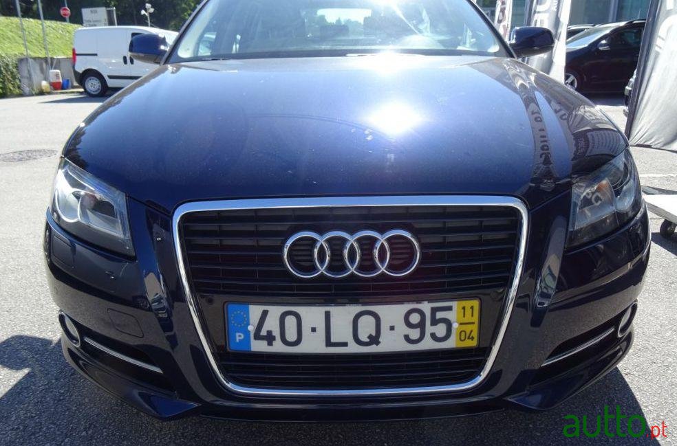 2011' Audi 2.0 TDi Attraction photo #1