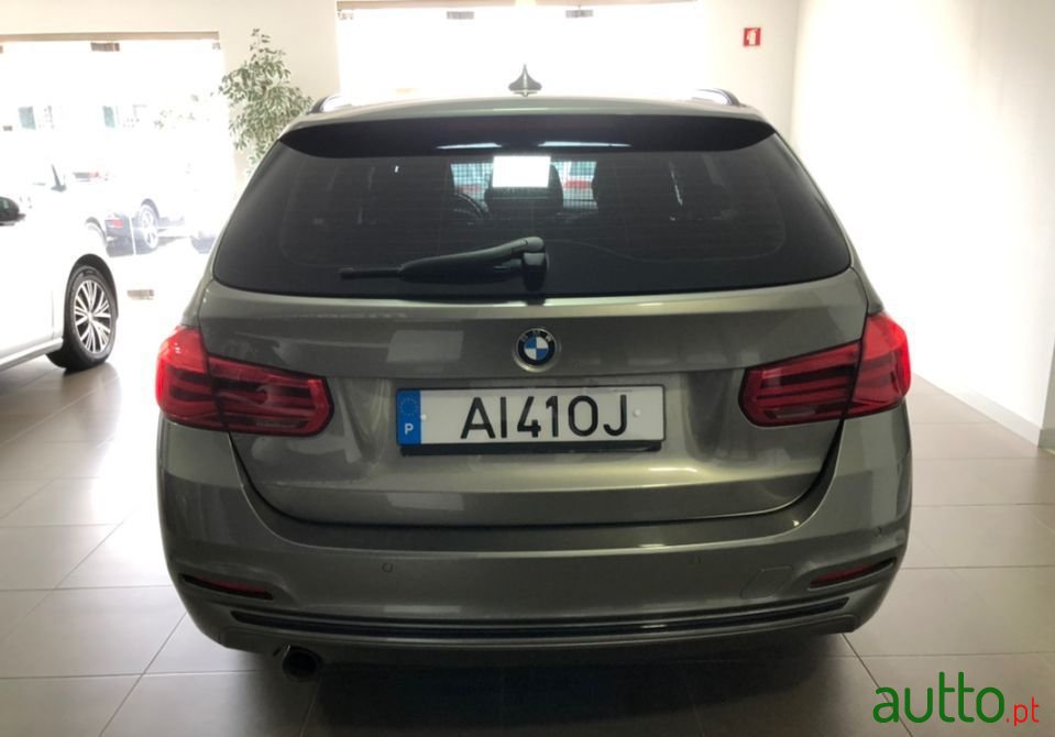 2018' BMW 318 photo #5