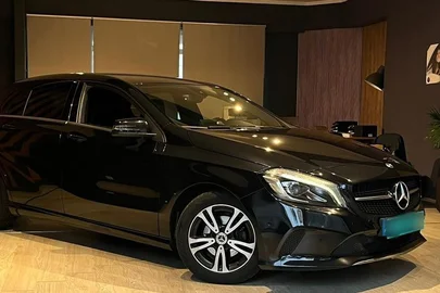 2017' Mercedes-Benz Classe A D Urban