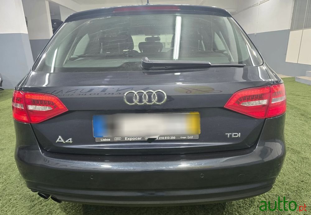 2013' Audi A4 Avant photo #5