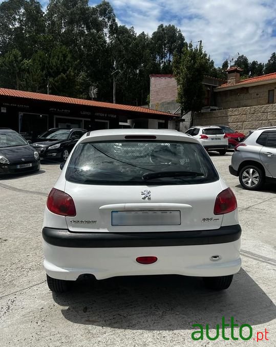2006' Peugeot 206 photo #6