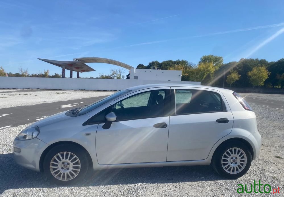 2012' Fiat Punto Evo 1.2 Active photo #2