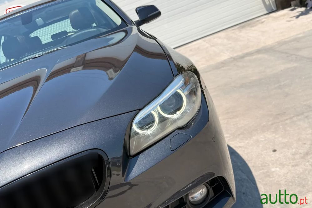 2014' BMW Série 5 D Pack M Auto photo #5