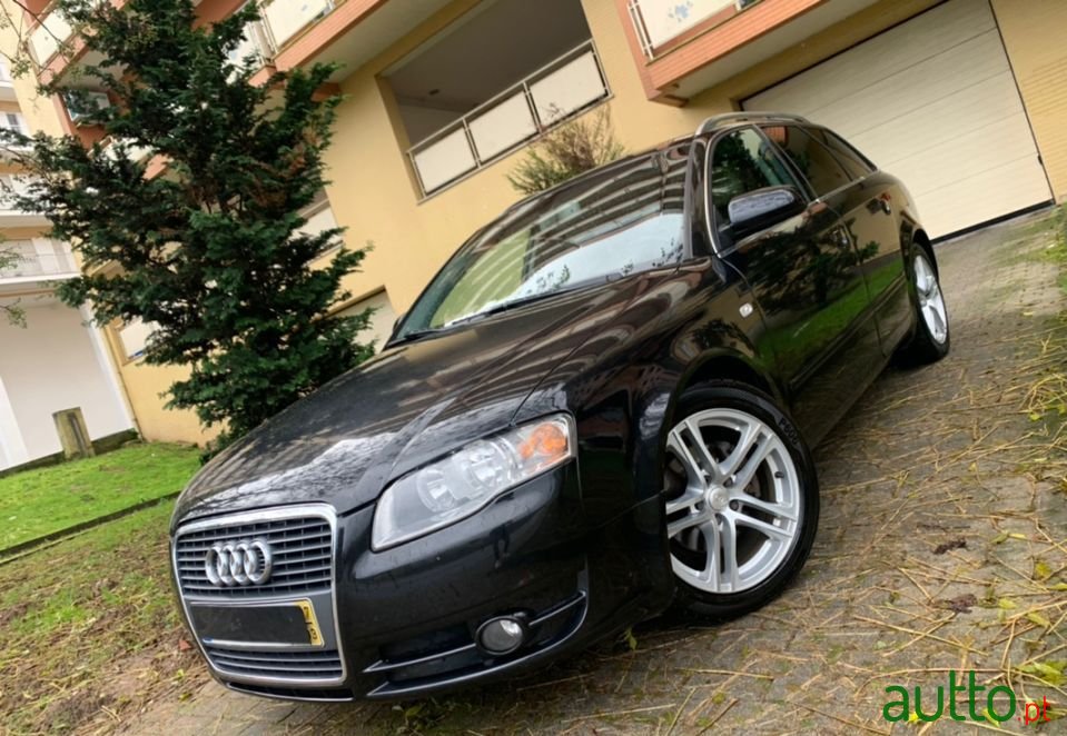 2007' Audi A4 Avant photo #2
