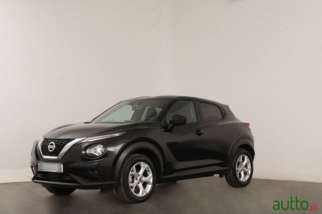 2021' Nissan Juke photo #2