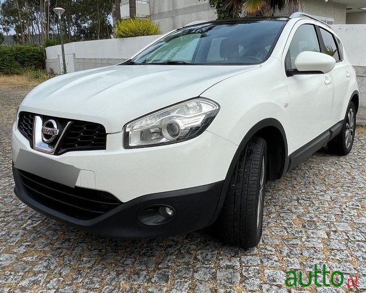 2010' Nissan Qashqai 1.5 Dci Tekna Sport 18 photo #1