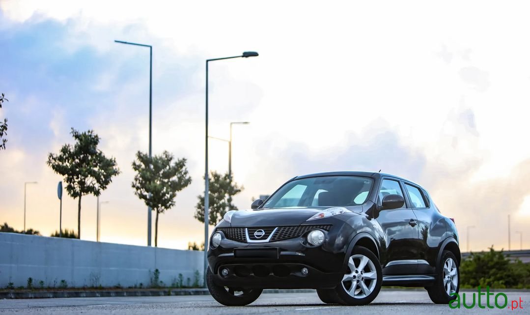 2011' Nissan Juke photo #3
