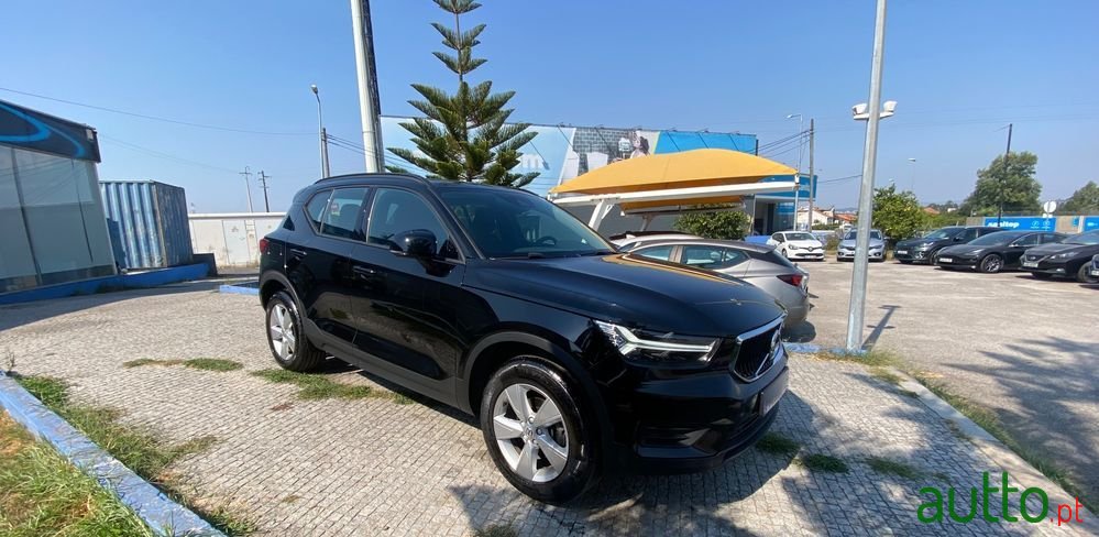 2022' Volvo Xc 40 photo #5
