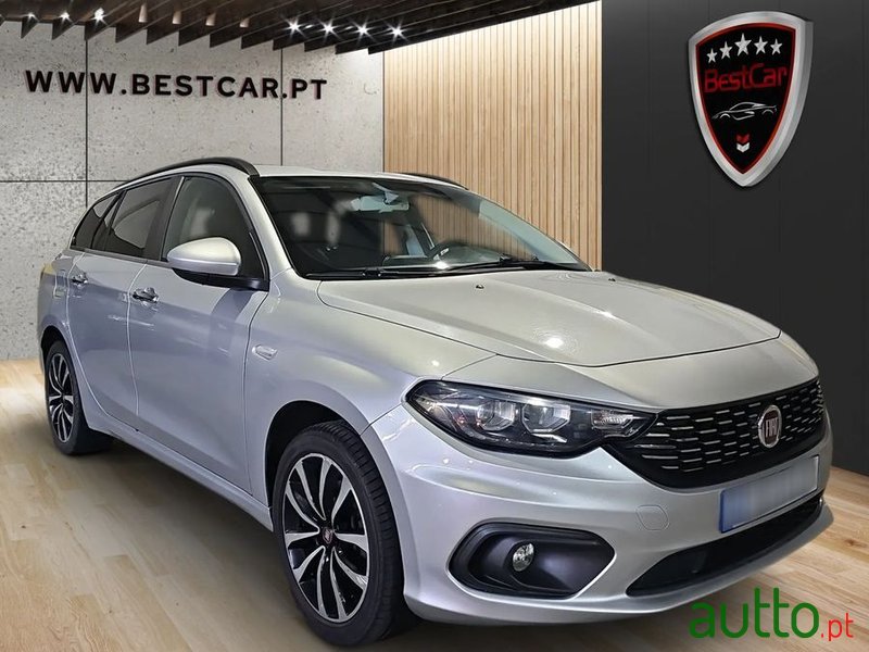 2020' Fiat Tipo Sedan photo #2