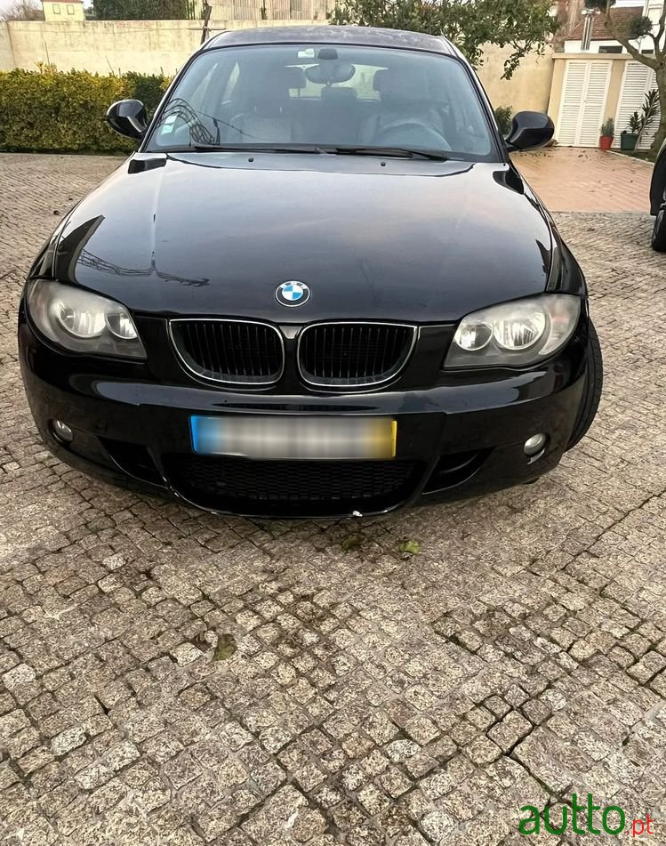 2010' BMW 116 D photo #1