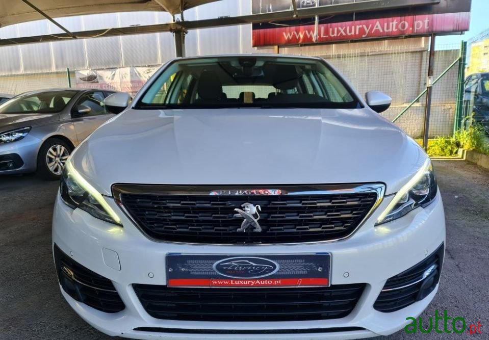 2019' Peugeot 308 Sw photo #2