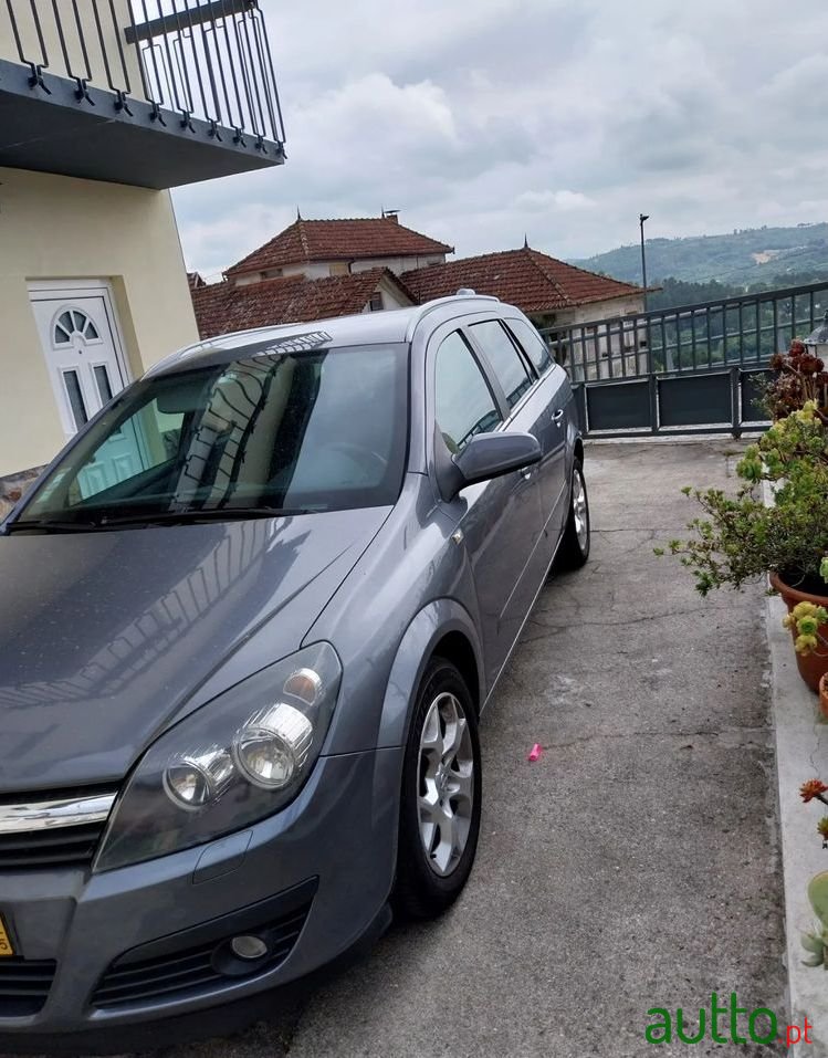 2006' Opel Combo Tour 1.3 Cdti photo #2