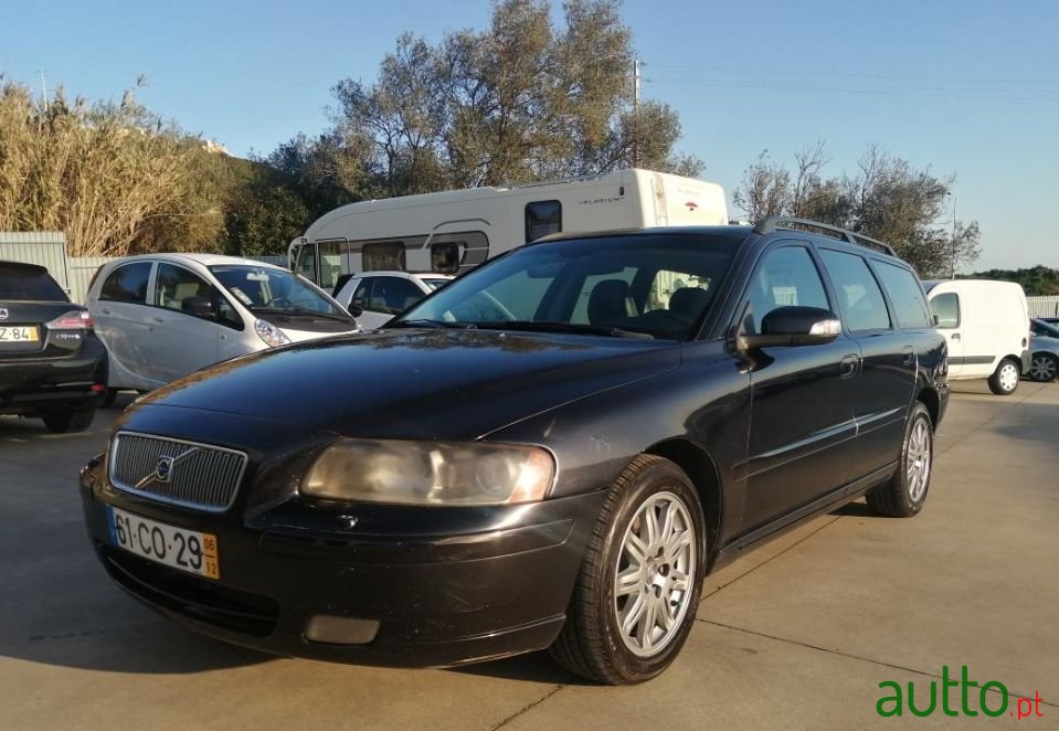 2006' Volvo V70 photo #1