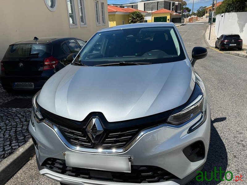 2022' Renault Captur photo #5