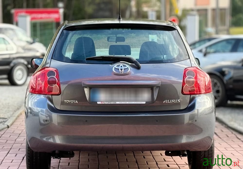 2009' Toyota Auris 1.4 D-4D Sol Dpf photo #5