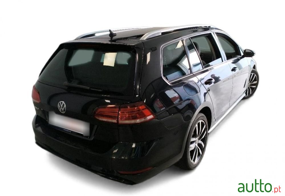 2019' Volkswagen Golf Variant photo #2