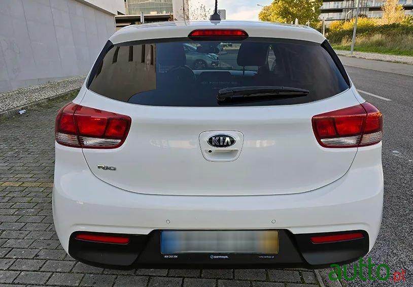 2017' Kia Rio 1.2 Cvvt Sx photo #5