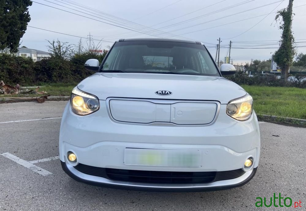 2017' Kia E-Soul Ev photo #3