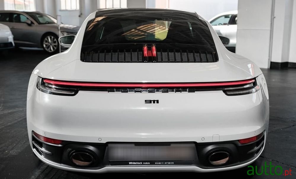 2019' Porsche 911 photo #6
