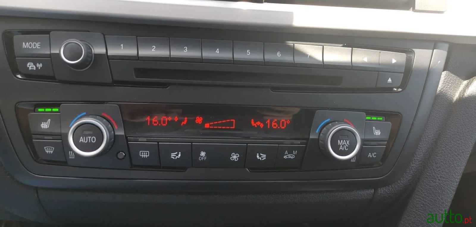 2014' BMW 320 photo #4