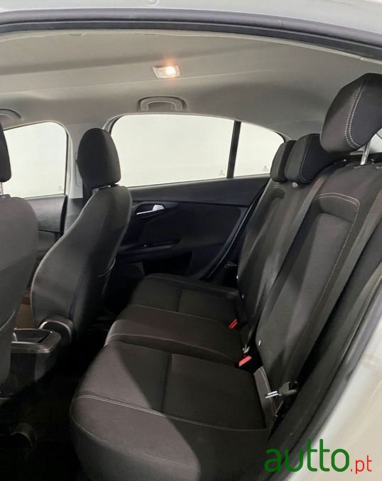 2016' Fiat Tipo photo #5