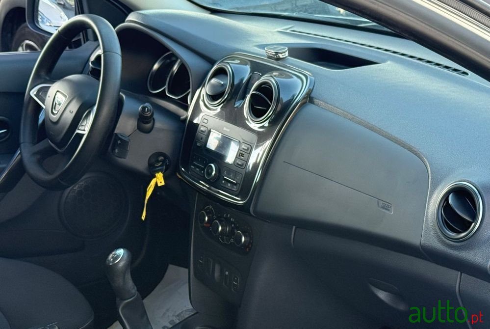 2019' Dacia Logan 0.9 Tce Confort photo #6