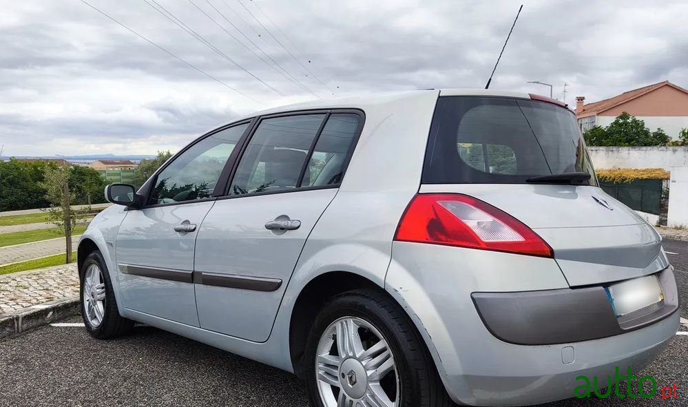 2004' Renault Megane 1.5 Dci Confort photo #4