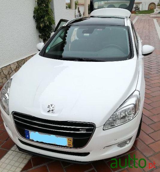 2014' Peugeot 508 Sw photo #2