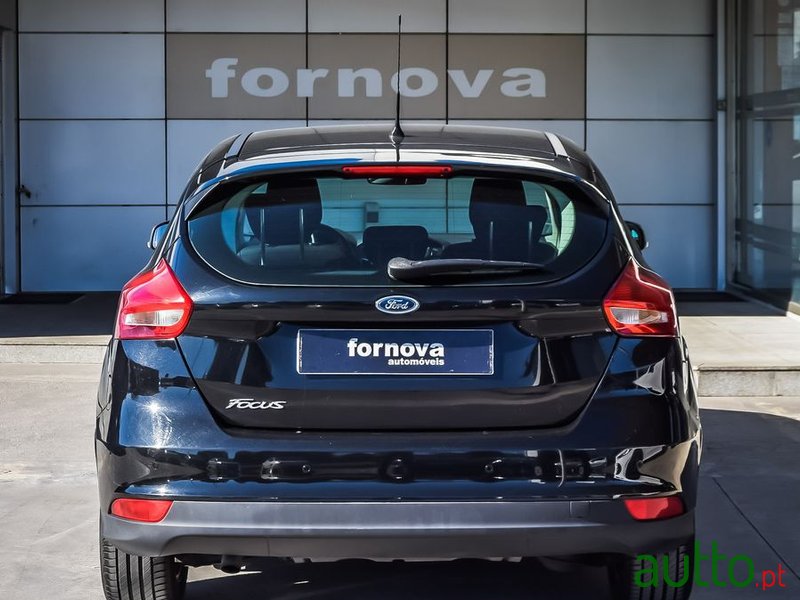 2015' Ford Focus photo #4