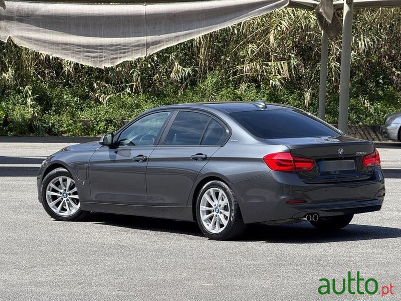 2017' BMW Série 3 photo #4