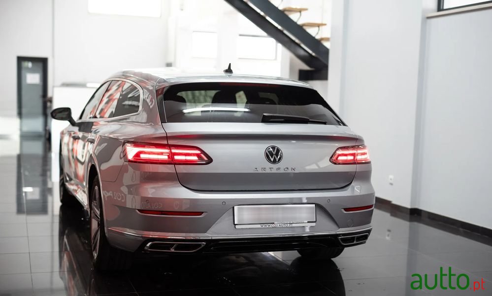 2022' Volkswagen Arteon photo #3