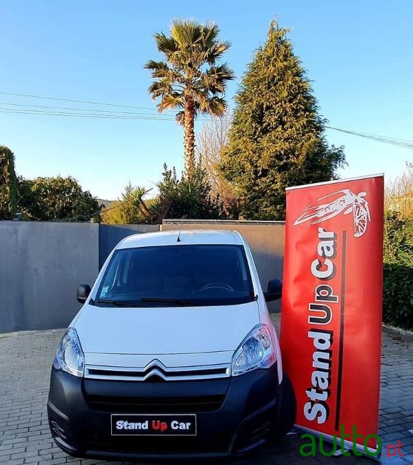2017' Citroen Berlingo photo #2