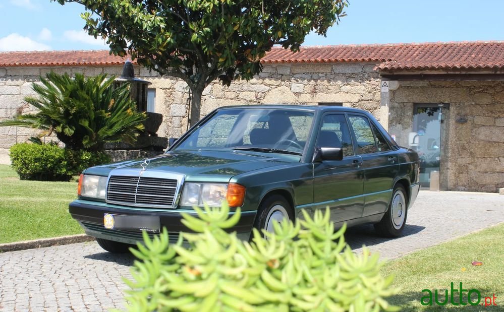 1992' Mercedes-Benz 190 E 1.7 photo #1