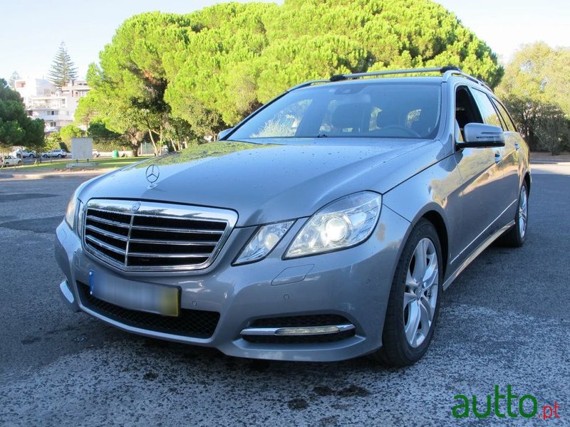 2012' Mercedes-Benz Classe E photo #6