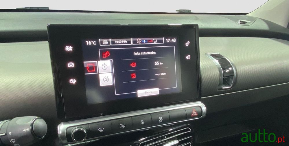 2016' Citroen C4 Cactus 1.2 Puretech Live photo #5