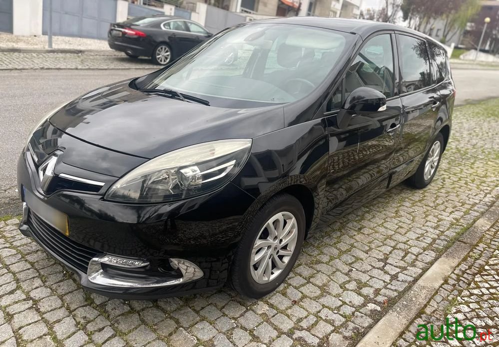 2014' Renault Grand Scenic photo #6