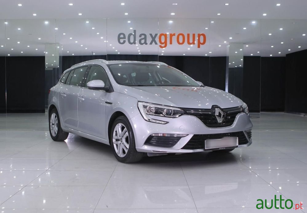 2020' Renault Megane Sport Tourer photo #1