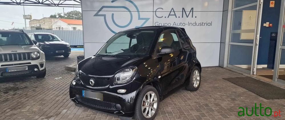 2018' Smart City Cabrio photo #1
