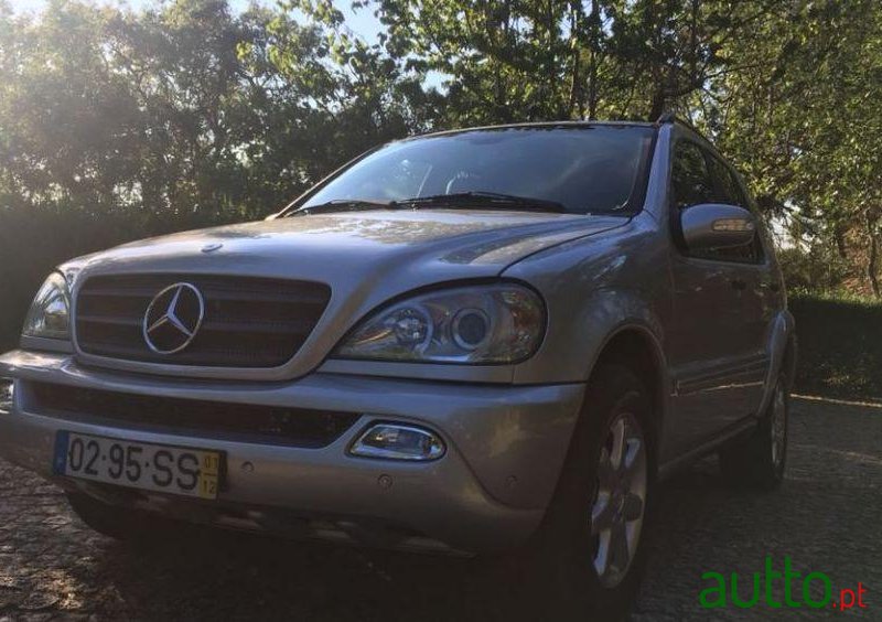 2001' Mercedes-Benz Ml-270 photo #2