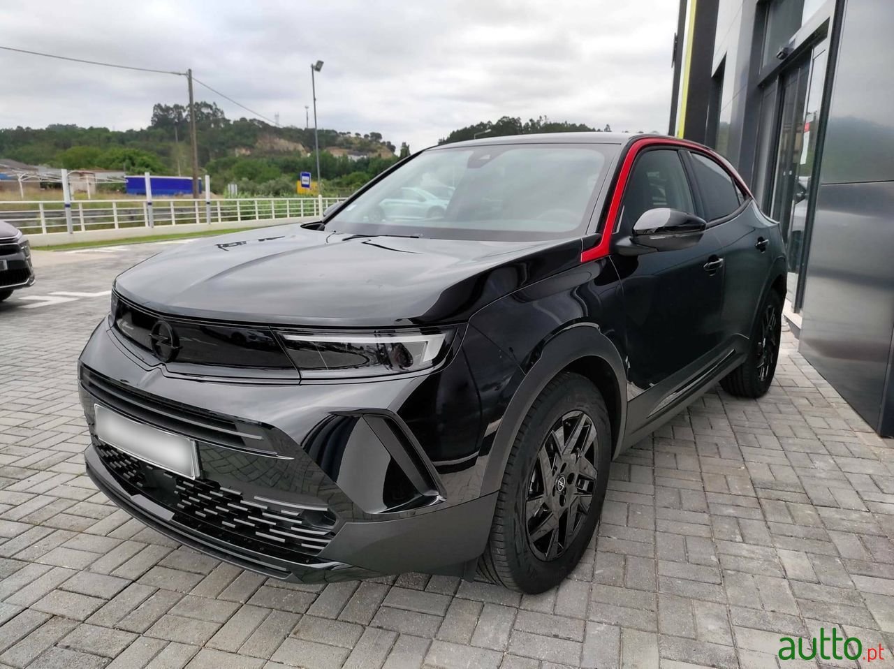 2023' Opel Mokka E photo #3