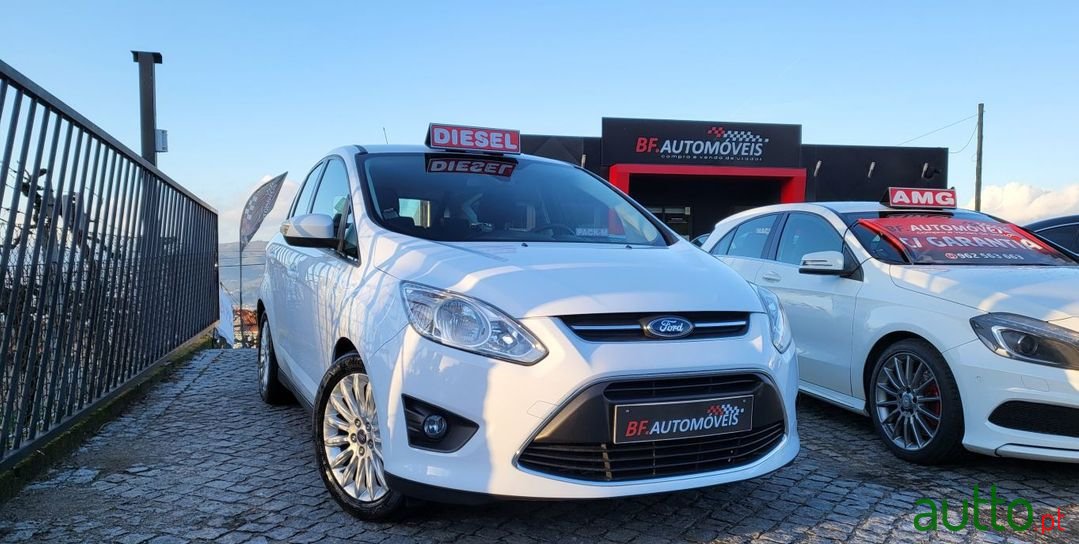 2013' Ford C-MAX photo #1