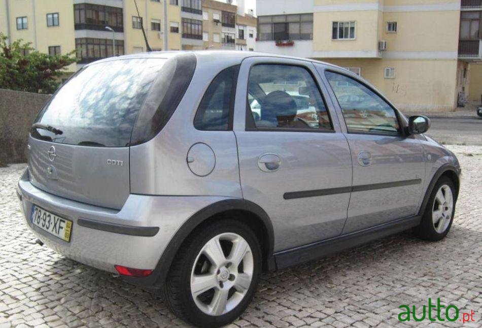 2004' Opel Corsa 1.3 Cdti Enjoy photo #2