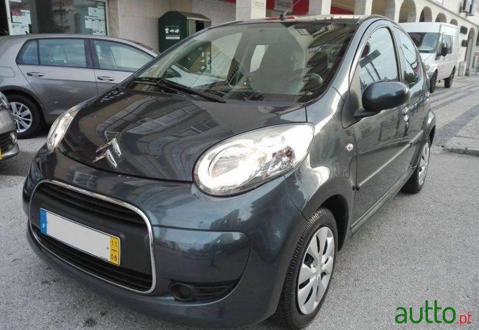 2011' Citroen C1 1.0 X photo #2