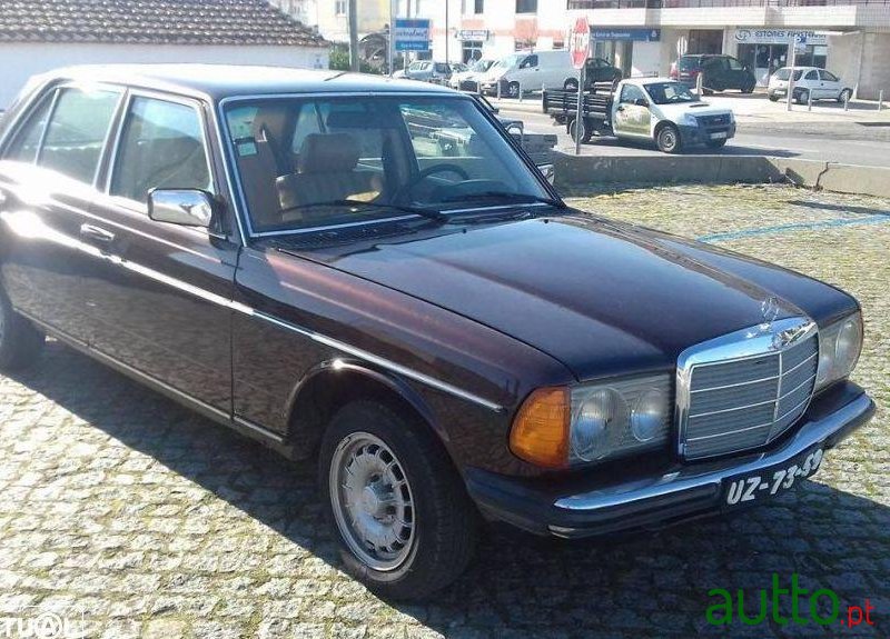 1983' Mercedes-Benz 300 photo #2