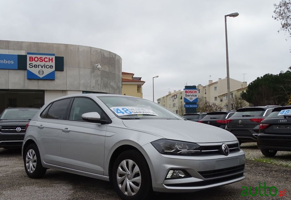 2019' Volkswagen Polo photo #1